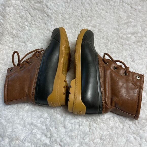 Kids Sperry two tone Duck lace up boots Brown faux leather and black rubber SZ2M - Picture 4 of 9